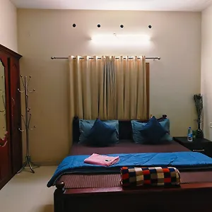 Vintage Apartment